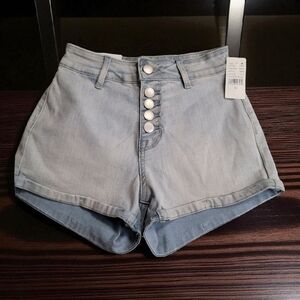 KENDALL & KYLIE - 22" Waist Women's Light Blue Denim Shorts